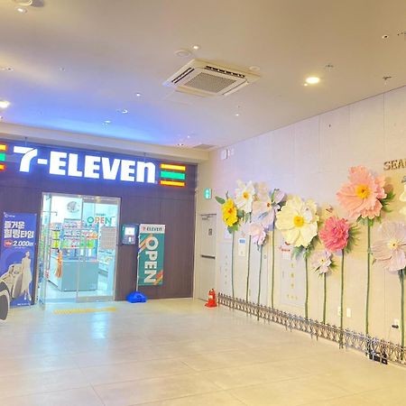 Jeju Central City Hotel Exterior photo